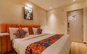 Fabhotel Geetraj Palace